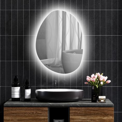 Specchio da bagno asimmetrico 70 x 50 cm con luce LED, interruttore touch intelligente, funzione antiappannamento, argento.