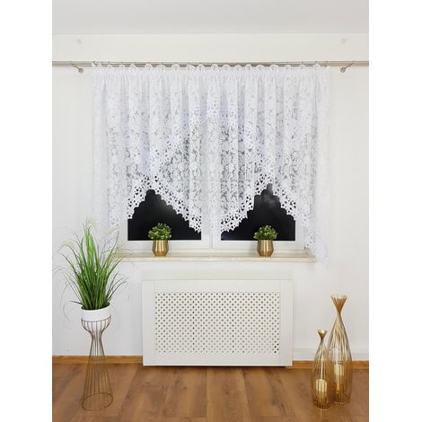 Cortina confeccionada de 300x160 cm, de dos capas, con bordado 3D y encaje guipur sobre cinta. (1/5)