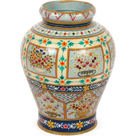 Dekorative Metallvase im floralen Stil