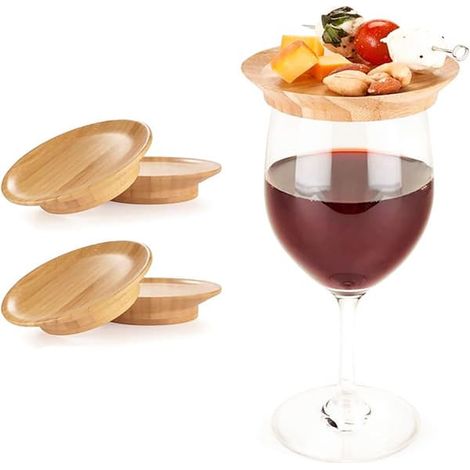 Service à vin rond en bois, composé de 4 verres et soucoupes, idéal pour les desserts, les repas de famille et les fêtes.