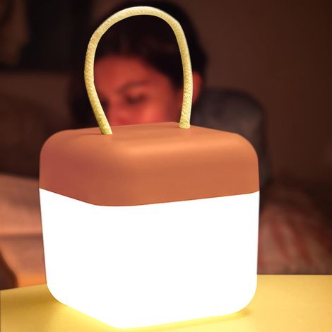 Veilleuse portable pour chambre d'enfant - Lampe suspendue rechargeable pour tente, lanterne LED à piles, 3 couleurs, intensité réglable, idéale pour le camping, la chambre d'enfant ou comme lampe de (1/5)