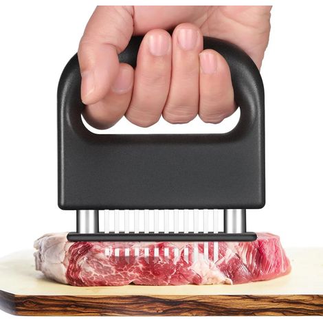 Attendrisseur de viande manuel avec quarante huit lames en acier inoxydable pour attendrir la viande rapidement et efficacement (1/5)