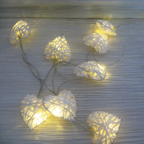 10 LED Lichterkette mit warmen, romantischen, herzförmigen Rattankugeln für die Heim- und Partydekoration (1/5)