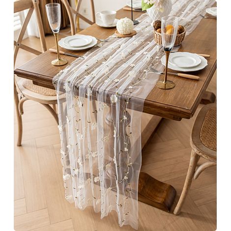 Chemin de table en tulle fleuri (3 mètres) – Décoration de table brodée de marguerites blanches, convient à la décoration de la maison et des fêtes. (1/3)