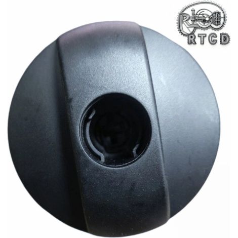 Le bouchon intérieur de réservoir de carburant 1508G0 est compatible avec les Peugeot 207, 2083, 07, 807 EXPERT3 et Citroën C8 JUMPY COMBI. (1/5)