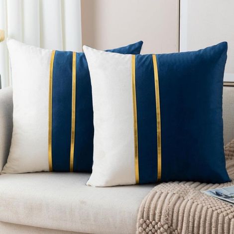 Lot de 2 housses de coussin décoratives en velours bleu marine, patchwork blanc et cuir doré, 45 x 45 cm, décoration de salon (1/5)