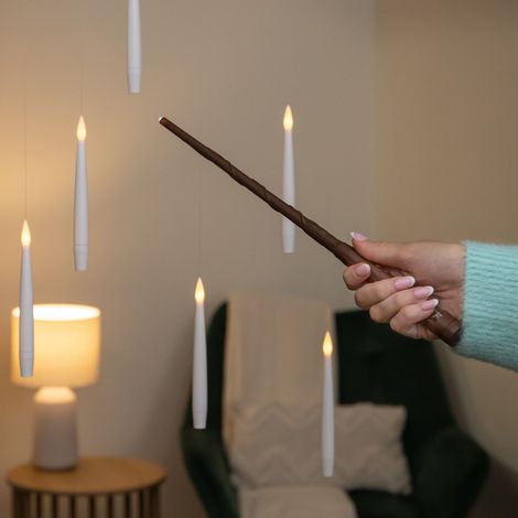 Set of 10 Floating LED Christmas Candles with Magic Wand (1/5)