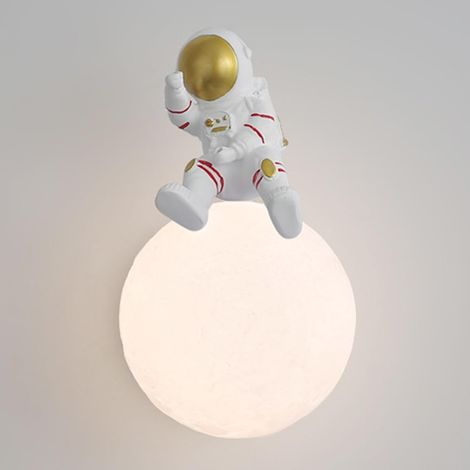 Applique murale astronaute, applique murale en résine avec abat-jour sphérique en acrylique, applique murale globe blanc, lampes murales de chevet de dessin animé, appliques murales au design moderne (1/5)