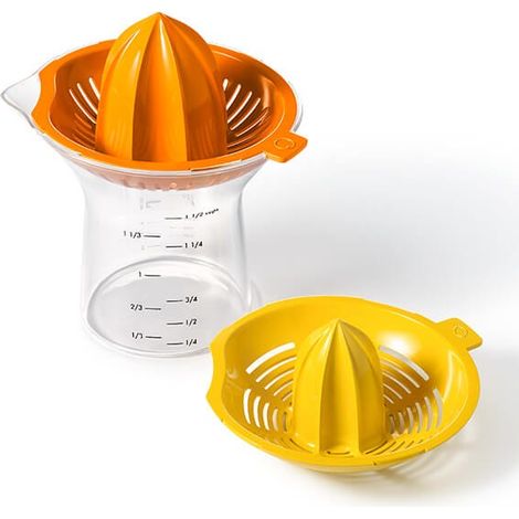 OXO Good Grips 2-In-1 Citrus Juicer (1/5)