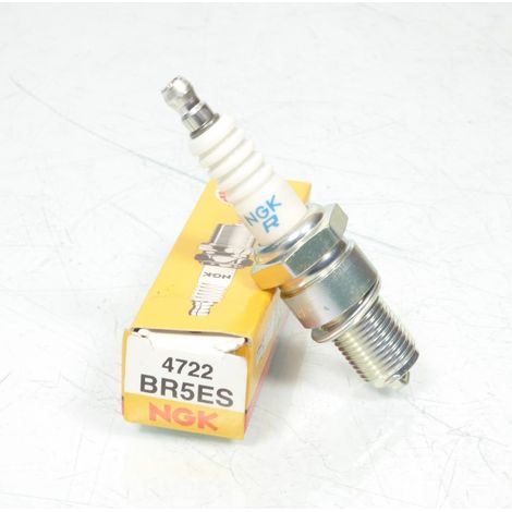 Bougie d'allumage NGK pour Auto BR5ES / 4722 Neuf (1/2)