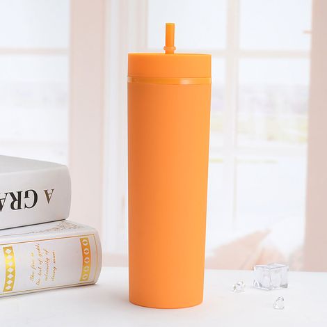 Oranger 473-ml-Trinkbecher mit Strohhalm – Großes Fassungsvermögen, schlichtes und komfortables Design aus farbenfrohem Kunststoff (1/5)