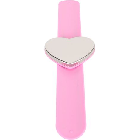 Coussin magnétique en forme de cœur avec bracelet silicone pour épingles de couture - Accessoire de poignet confortable pour tailleur, coiffeur et DIY (1/5)