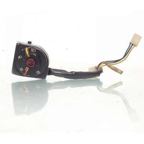 [PRODUIT D'OCCASION] Demi commodo gauche origine pour scooter Yamaha 50 Beluga (1/3)