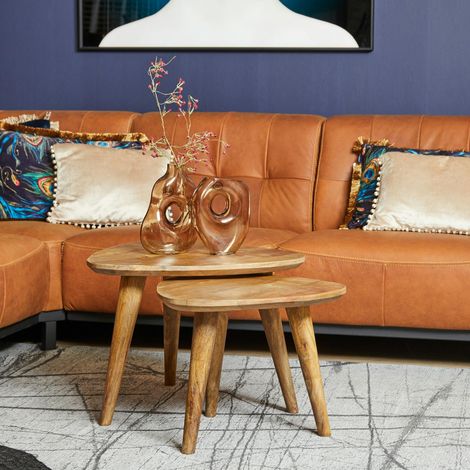 Bout de canapé design triangle en bois de manguier (lot de 2) ALMA