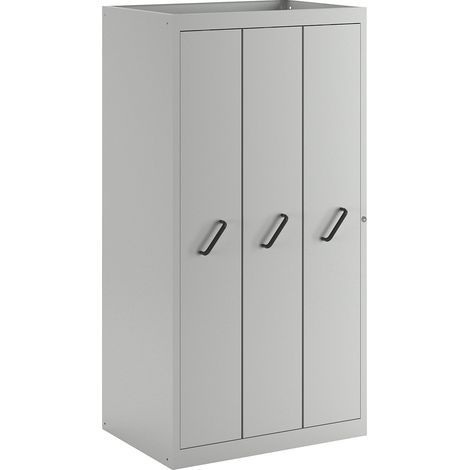 LISTA, Armoire à panneaux coulissants avec caches frontaux,