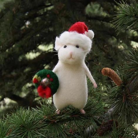 Souris d'Halloween avec Citrouille en Laine Feutrée, Animal Feutré à l'Aiguille, Déco de Noël Artisanale, Figurine de Sorcière avec Balai et Citrouille, Cadeau Fait Main (1/3)