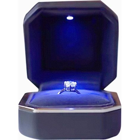 Boîte à bague octogonale en velours avec éclairage LED, idéale pour présenter vos bijoux lors d'un mariage ou d'une fiançailles.