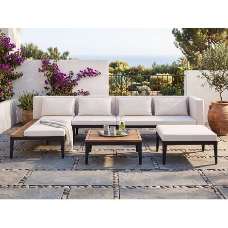 Conjunto de jardín 4 plazas de madera de acacia certificada sofá esquinero con mesa de centro y otomana cojines beige claro derecho Bracciano (1/5)