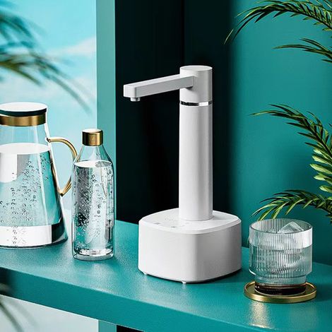 Intelligente, mehrstufige, verstellbare und drehbare Wasserpumpe, USB-Ladefunktion, multifunktionaler Tisch-Mineralwasserspender, weiß. (1/5)