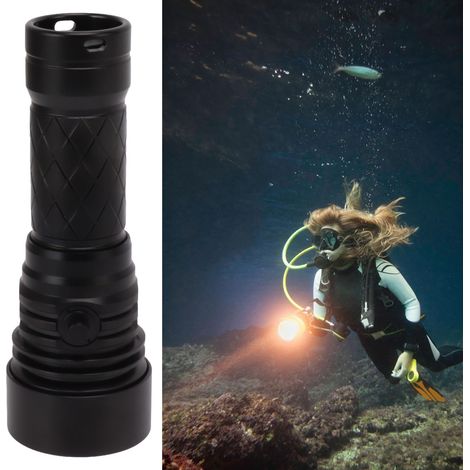 Extrem helle Unterwasserlampe, 3000 lm, Schutzart IPX8, wasserdicht bis 100 Meter. (1/5)