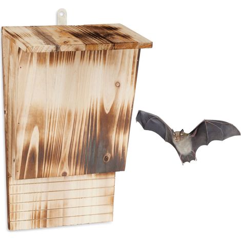 Caja para murcielagos en madera flameada