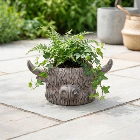 Highland Cow Garden Planter Pot (1/2)