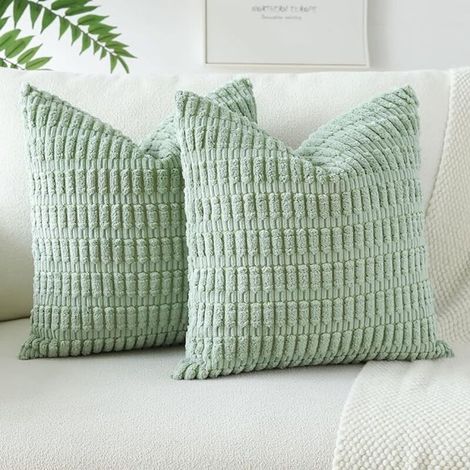 Lot de 2 housses de coussin en velours côtelé doux à rayures Housses de coussin décoratives Housse de coussin carrée Décoration bohème pour canapé Chambre 45 x 45 cm (vert sauge) (1/5)