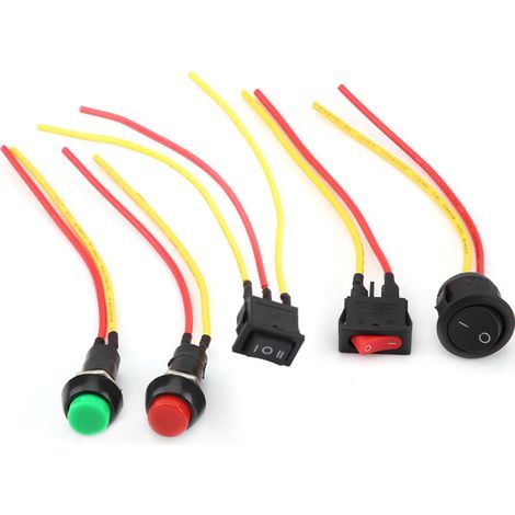 Inflatable and light-up swimming sticks for pools. Giant floating toys for outdoor use, for women and men, for the beach, lake, and parties. (1/5)