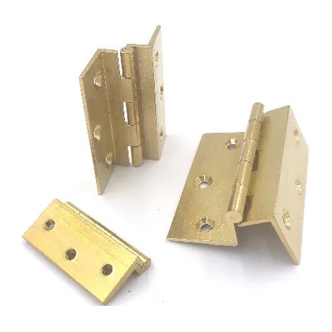 CERNIERA IN OTTONE FRESATA COLLO ORO SATINATO  MM. 50X40 OTTONE SATINATO (1/2)