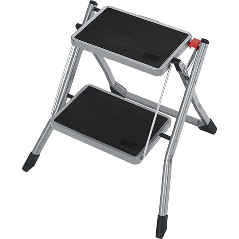 Sgabello pieghevole a 2 gradini larghezza gradino 20 cm gomma antiscivolo con maniglia portata 150 kg acciaio grigio 120005437