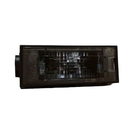[PRODUIT D'OCCASION] Eclaireur Plaque De Police Gauche RENAULT Megane ♻️ Ref Oe. 8200480127 - Garantie à vie (1/3)