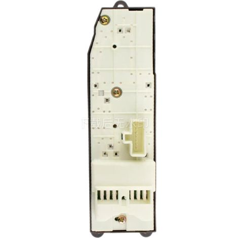 Window regulator switch 84820-60130 for Toyota Land Cruiser vehicles manufactured between 1998 and 2002. (1/4)
