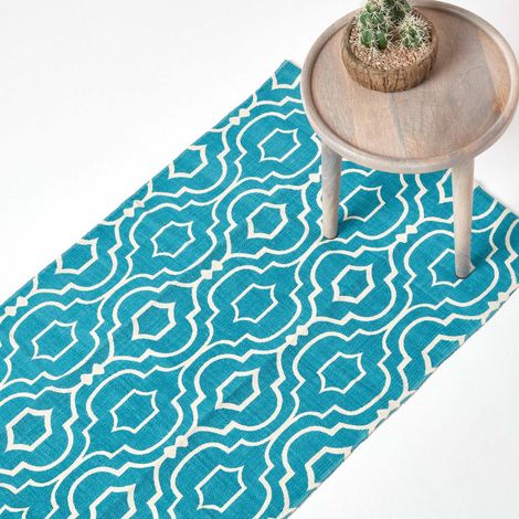 HOMESCAPES Riga Teal and White 100% Cotton Printed Patterned Rug, 66 x 200 cm