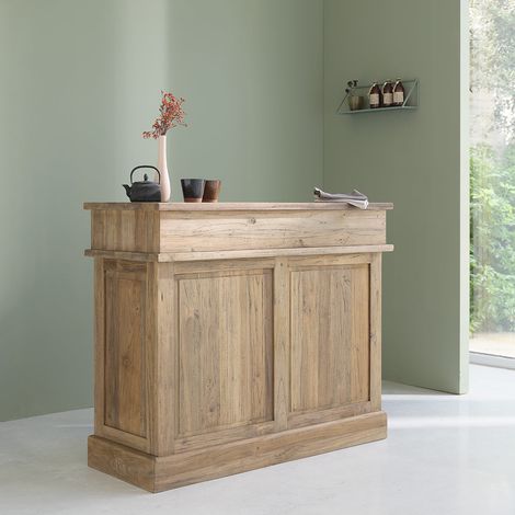 Berah Getah – Bar en teck recyclé 120 cm – Hauteur 100 cm – 12 emplacements bouteilles – 2 tiroirs – 4 niches ouvertes – Meuble bar naturel (1/5)