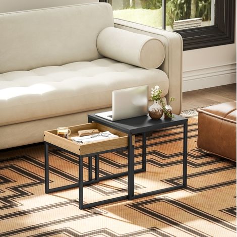 Set di 2 tavolini da caffè 45x45x45 / 40x40x40 cm nero in acciaio e MDF impilabili con vassoio rimovibile (1/5)
