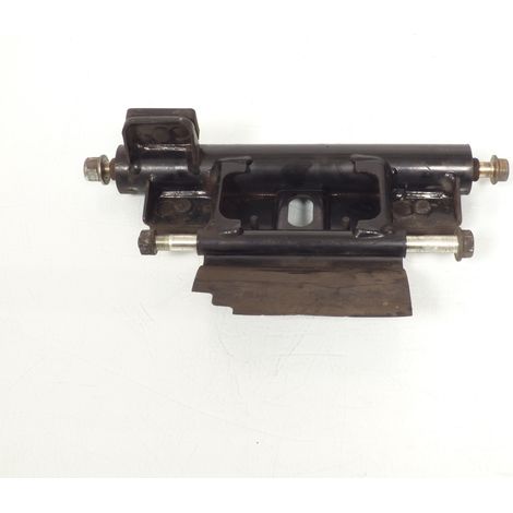 [GEBRAUCHT] [GEBRAUCHTWARE] Original Motorhalterung für Scooter Suzuki 125 (1/3)
