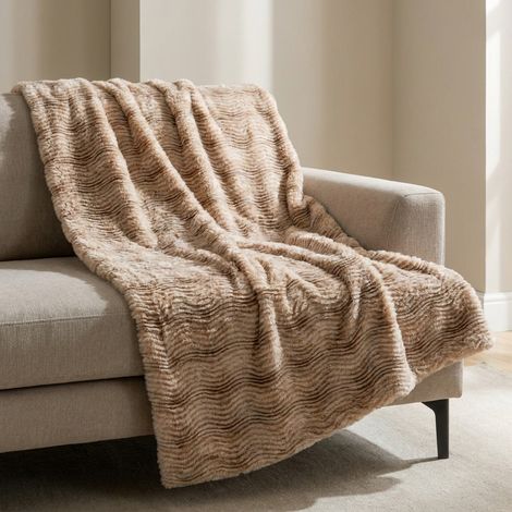 Aurora Soft Cosy Classic Stripe Throw (1/2)