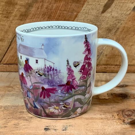 Becher M35 Bienen im Garten