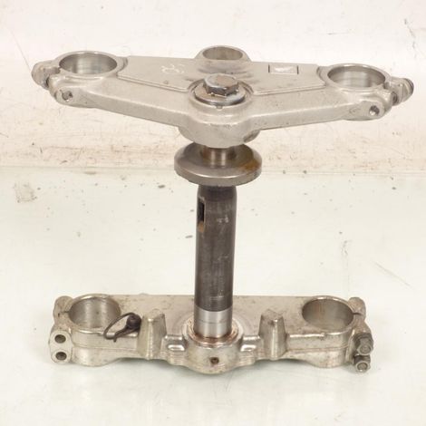 [PRODUIT D'OCCASION] Té de fourche origine pour Moto Honda 750 VFR 1990 à 1993 RC36 / (1/4)