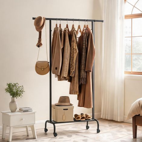 Portant vêtements noir extensible avec roulettes et étagère (1/5)