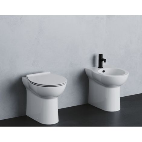 Sanitari Fast filomuro con sedile softclose
di Ceramica Azzurra (1/4)