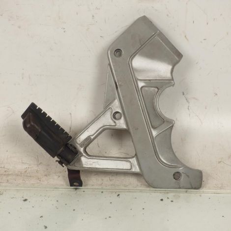 [PRODUIT D'OCCASION] Platine de repose pied pilote droit origine pour moto Aprilia 125 (1/2)