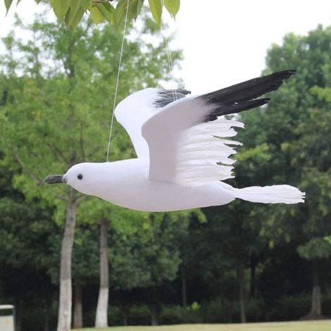 Statue d'oiseau artificielle en mousse à suspendre en forme de mouette volante pour décoration de fête de mariage sur la plage