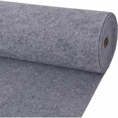 Moquette grise, 1,2 x 10 mètres, polyester.
