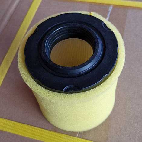 Préfiltre Briggs & Stratton 796032 + 798911 : Filtre à air Briggs & Stratton, préfiltre en mousse, filtre les poussières grossières, convient aux moteurs Briggs & Stratton. (1/2)