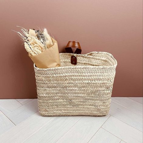 Panier à suspendre en palmier tressé et anse en cuir (1/4)