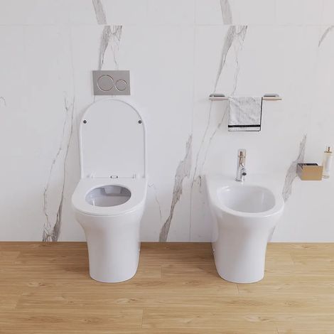 Coppia di Sanitari Filomuro Rimless in Ceramica Bianco Lucido: Vaso Bidet e Copriwc Soft-close Mod. Nassau (1/4)