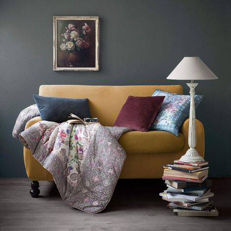 Housse Canapé Housse Fauteuil Protege Canape élastique et Ajustable Doux et Résistant Housse Canape en Coton Polyester et Elasthanne Lavable en Machine Ne Se Repasse Pas (1/3)
