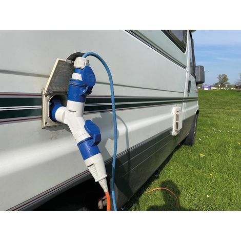 Kabel mit Buchsenstecker auf Cee-Stecker - 3 m - Erdungszapfen (1/3)
