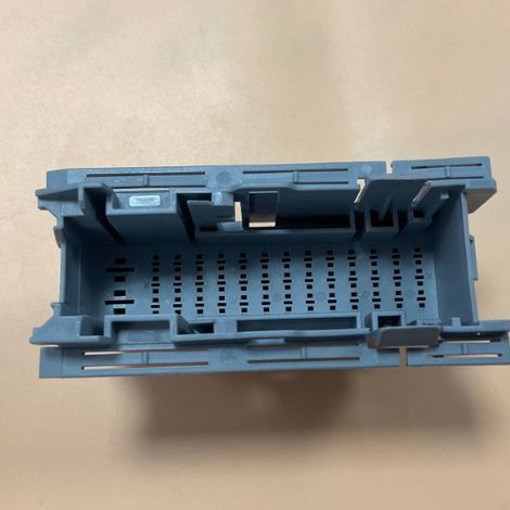 13946875/13946876 Automotive connector wiring harness with 41 pins (1/4)